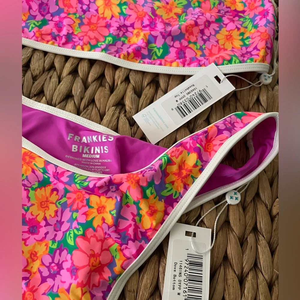 Frankie’s bikini set in Daisy Pond Print